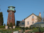 Sand's Point Lighthouse